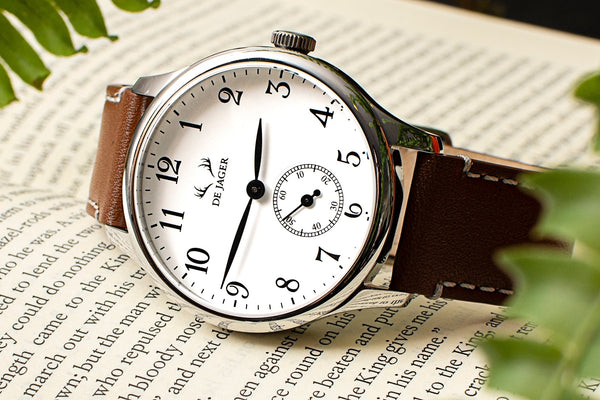 DeJager Classic dress watch with 40mm case and genuine leather strap
